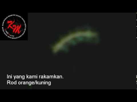 Flying rods, Skyfish or Solar Entities Evidence at Bukit Brown