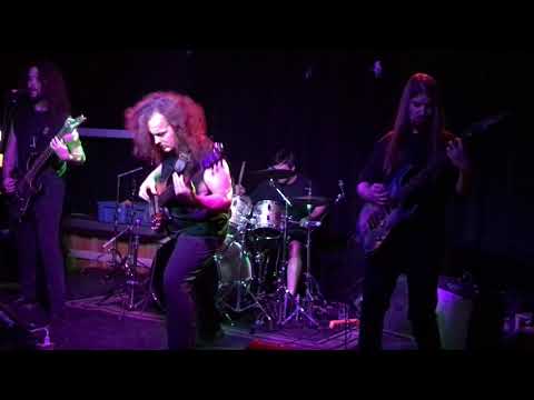 SVNEATR - The Hunt live