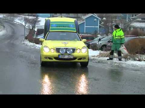 2011-02-26 - Extrem halka - Ambulans fick problem