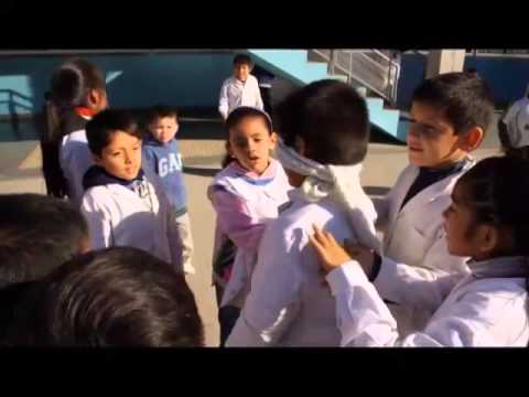 download lagu mp3 mp4 Gallito Ciego Juego, download lagu Gallito Ciego Juego gratis, unduh video klip Gallito Ciego Juego