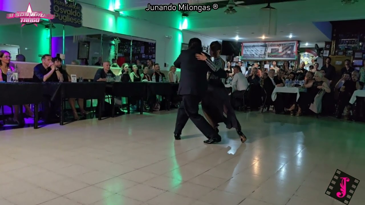 Video thumbnail for MARIANO GALEANO & ASTRIA APEL || El cencerro (D Arienzo)