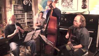 Mardi Gras mambo - Jazz Pirates