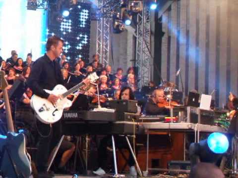 Adele Skyfall Szimfonik Liv3