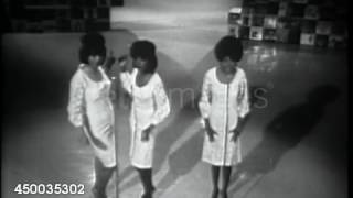 Diana Ross &amp; The Supremes Performing Medley of &#39;Where Did Our Love Go