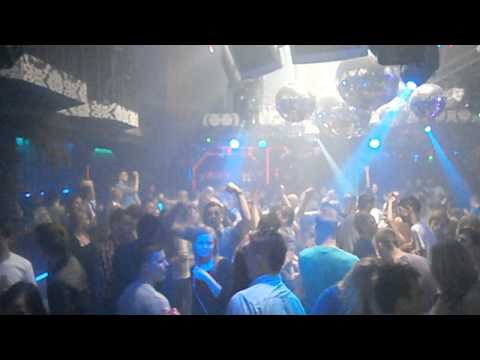IBIZA NIGHT CLUB - ŚWIEDZIEBNIA _ YOUNG BEE 01.03 OSTATKI 2014 PART 2