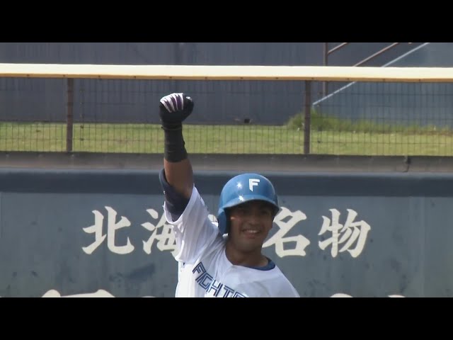 【ファーム】拳を突き上げた!! ファイターズ・阿部和広が同点に追いつくタイムリー2ベース!! 2024年8月11日 北海道日本ハムファイターズ 対 埼玉西武ライオンズ