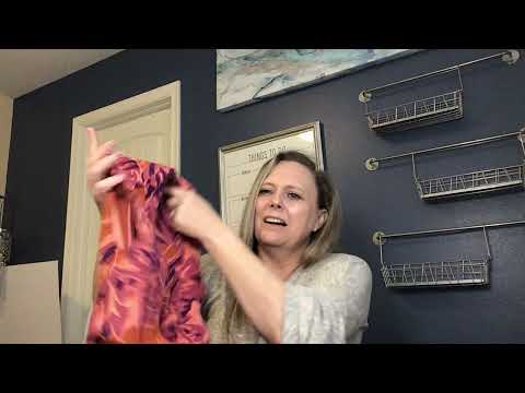 Thredup Mystery Box! 50 Pounds—- Is it Trash or Cash?