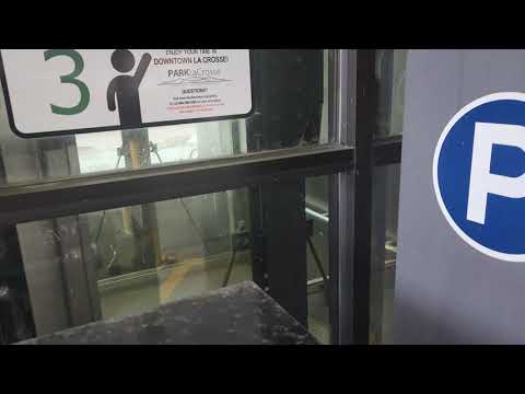 (Epic Fail) OTIS Hydraulic Elevator (2) @ La Crosse Center Ramp - La Crosse, WI