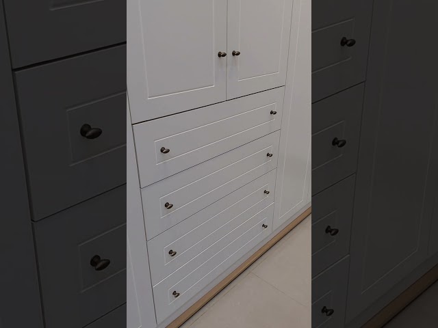 Guarda-Roupa Casal Mississipi 6 Portas 4 Gavetas Cinza - Henn