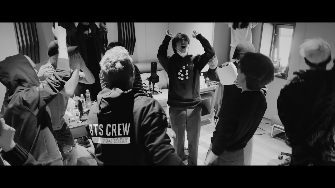 Coldplay X BTS Inside 'My Universe' Documentary - BTS (방탄소년단) thumnail