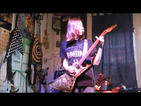 Dave Mustaine In Deth We Trust ZERO Dean Guitar Review #2