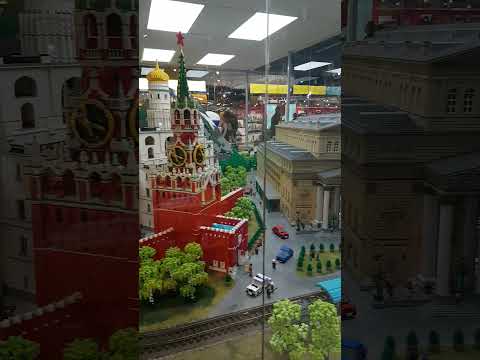 Спасская башня Большой театр из конструктора Lego