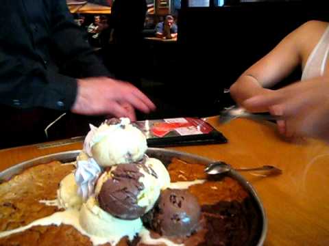 download lagu mp3 mp4 Bjs Cookie Platter, download lagu Bjs Cookie Platter gratis, unduh video klip Bjs Cookie Platter