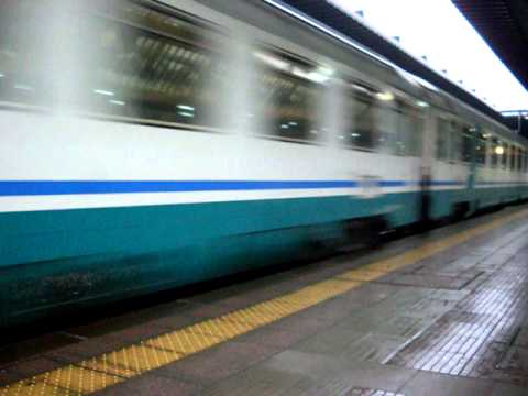 IC 586 ex Vesuvio Napoli - Milano.......un'ora piena!!