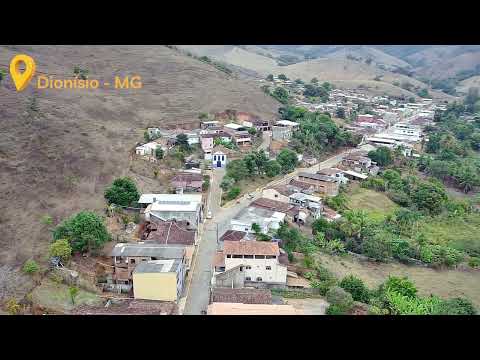 Imagens de drone sobrevoando a cidade de Dionísio - Minas Gerais.