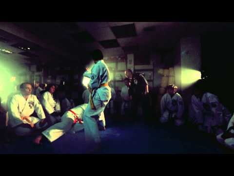 Dinerozucio - Karate Chop (Remix) Ft Criz Gomez By @Alucinatifilms