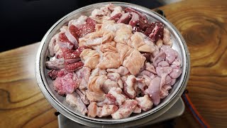 미성년자 절대 출입금지! 살다 살다 이런 분식집은 처음입니다.