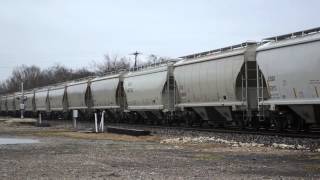 preview picture of video 'CN Power on Union Pacific Sand Train Kosse, TX  12/27/2014'