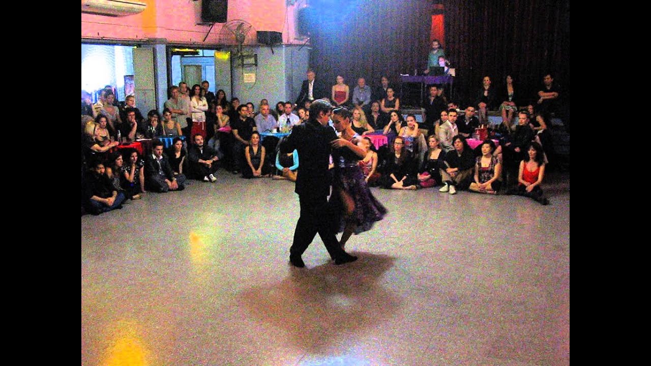 Video thumbnail for ALEJANDRA HOBERT y ADRIAN VEREDICE en Viva La Pepa Milonga (2/3)