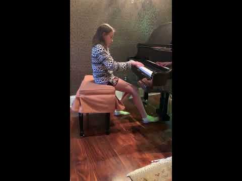 11 year old plays Jarrod Radnich's Pirates of the Caribbean!!!