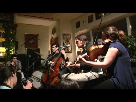 Linfinity - Paris In Chains | Sofar NYC City