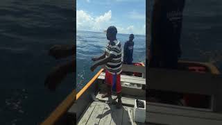 preview picture of video 'Mancing Mafia di lautan Sarmi Papua(2)'
