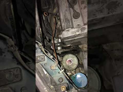 Power steering pump on 1997 Honda CR-V