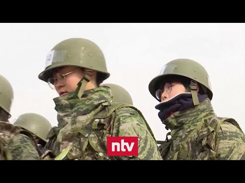 Kinder trainieren für den Krieg | ntv