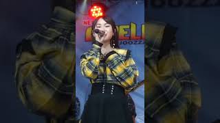 Download lagu MENYULAM KAIN YANG RAPUH // AULIA NIRWANA - STORY WA DANGDUT TERBARU #shorts mp3