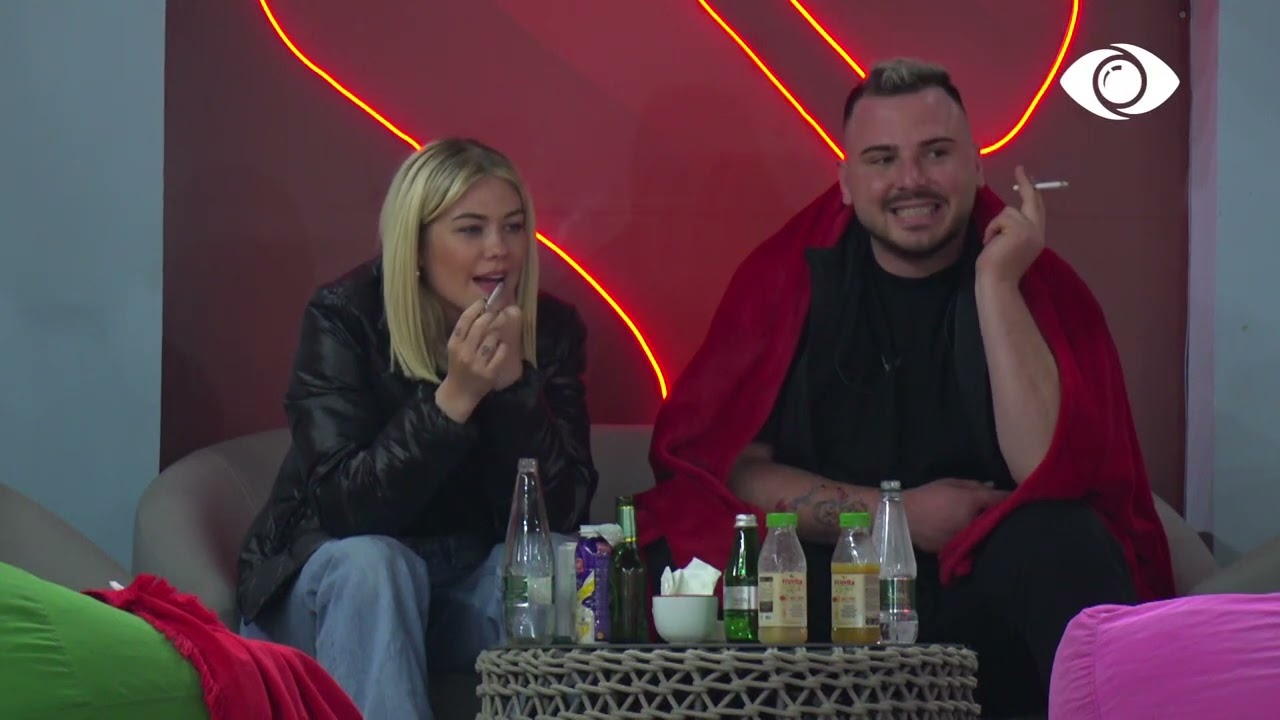 Janë bërë bajat, Keisi flet me Ronaldon për banorët e shtëpisë