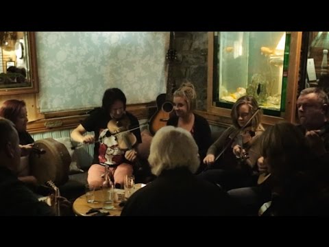 Crag Road session in Kilshanny House, Co.Clare.