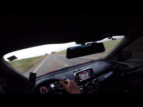 Argo Trekking 1.3 8v Andando Forte com 2 Bikes no Teto