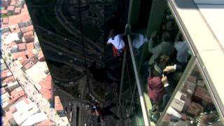 Spiderman Alain Robert Sapphire Istanbul'da