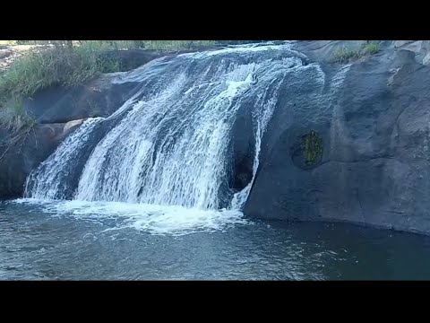 CACHOEIRA DE DONA NAI, COMUNIDADE SANTA ROSA, FRONTEIRA DOS VALES MG.
