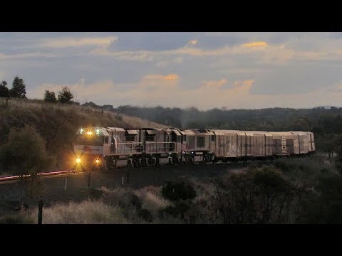 SCT PM9 Freight Train Climbing Murgheboluc Curves (6/11/2017) - PoathTV Australian Railways