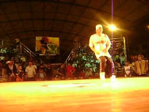 Hip4 Medellin 2011 - Quartos FootWork - Phanton (Tulua) Vs Jim (Medellin) Circuito Aranjuez