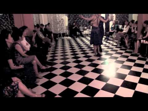  Gustavo Lin  and  Catarina Chung  are  dancing  to  the  tango  "  Quejumbroso  "  by  Osvaldo Pugliese  in  2011