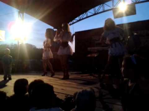 distractie in Comuna Bacani