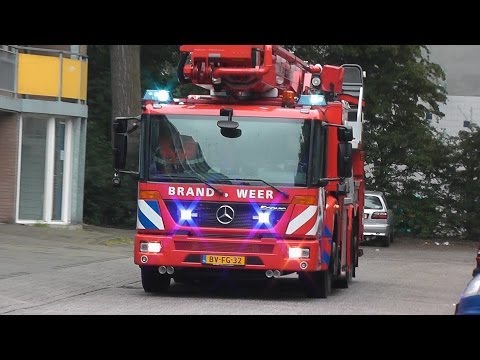 PRIO 1 HW 5051 OVDP en Spoed Ambulance 13-194 Flat Brand Gouwzeestraat Purmerend