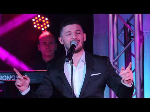 Alex Dande Band - Un trandafir creste la firida mea  ( Cover 2018 Alb si Negru - Machedoneasca )