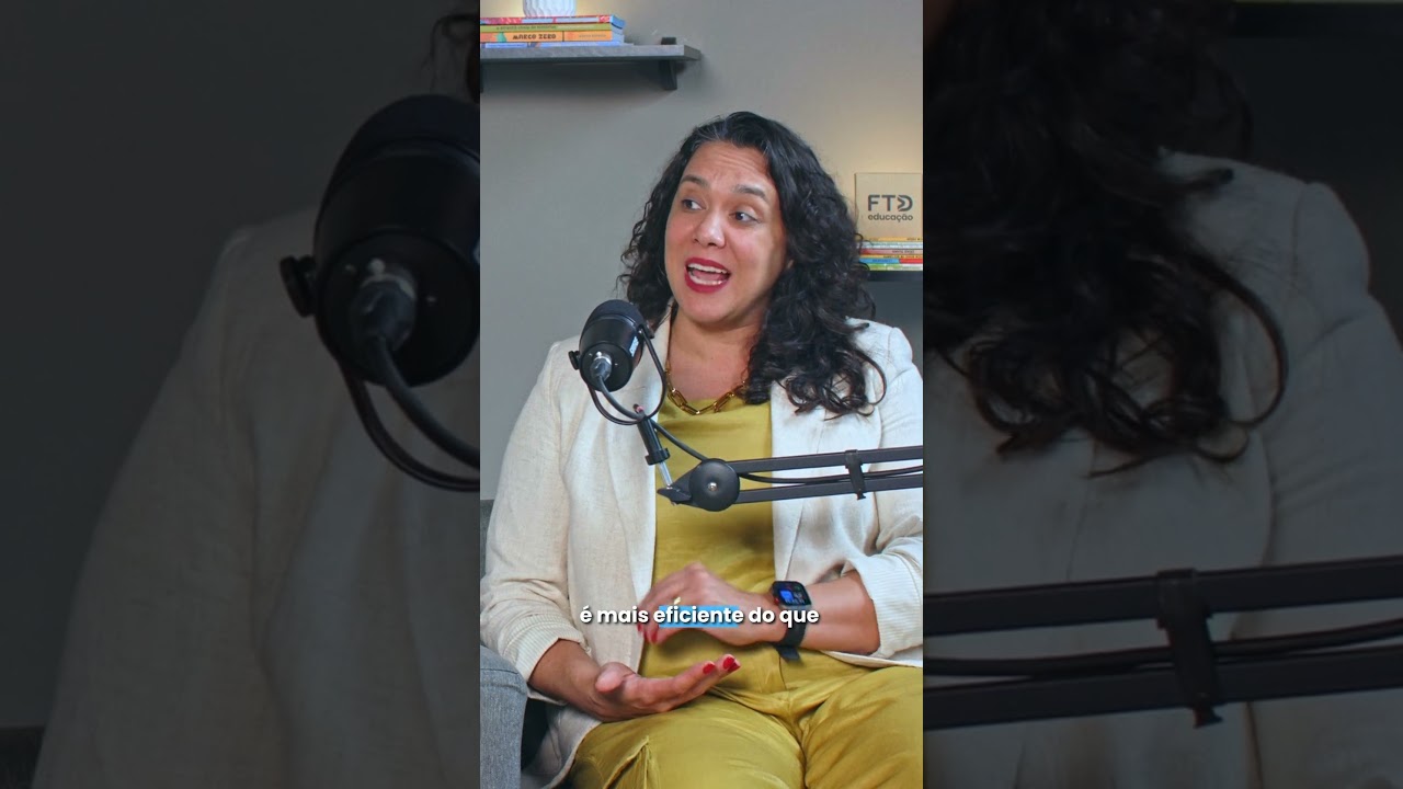 Podcast Ep. #15 with Ana Clara Bin and Naira Maneo | Much more than formulas