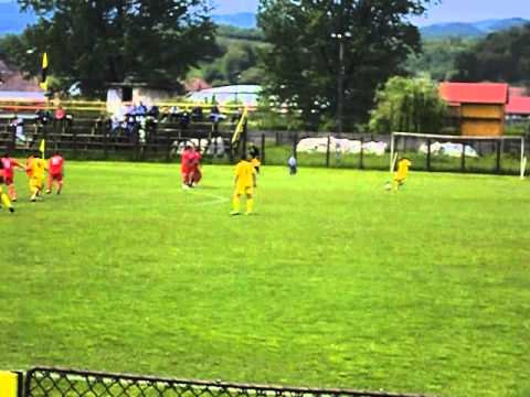 Aurul Brad-Universitatea Petrosani 4-2 primul gol, Emil Polvrea
