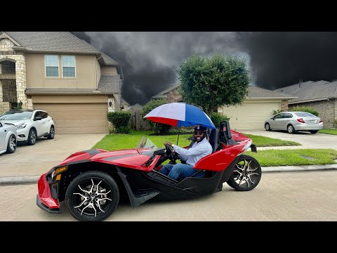 I GOT CAUGHT IN THE RAIN DRIVING THE POLARIS SLINGSHOT