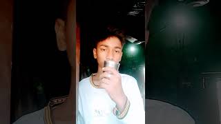 Download lagu Pani Pina hai to gilas mein piyo bisleri botal mein Kya Rakha hai♥️♥️ mp3