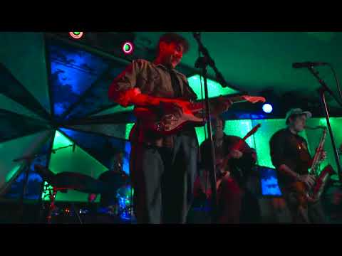 Red House - Live @ the Sultan Room