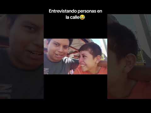 entrevistando a personas en la calle en la libertad peten en la despensa