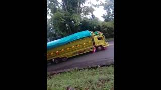 Download lagu tanjakan extreme tamborasi sulawesi tenggara mp3