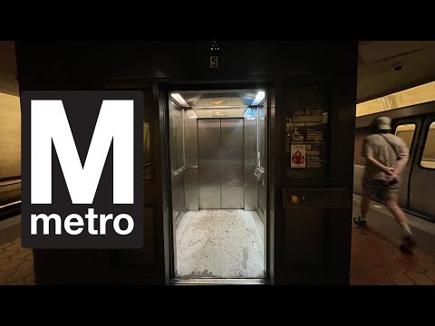 Interesting Scenic Modded US Hydraulic Platform Elevator | WMATA Mt. Vernon Station | Washington, DC