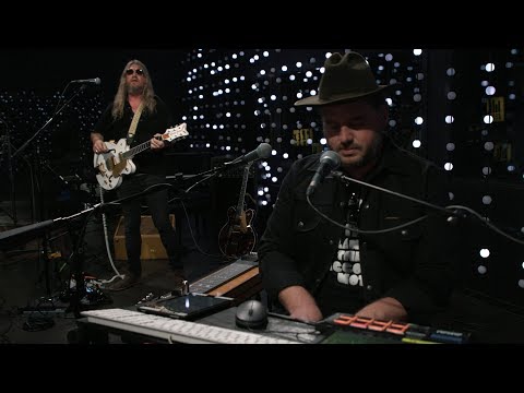Israel Nash - Sweet Springs (Live on KEXP)