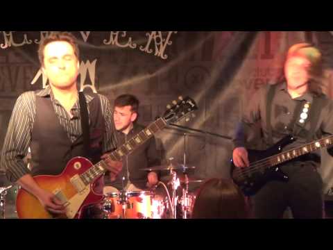 Aivn's Naked Trio - Inside My Mind